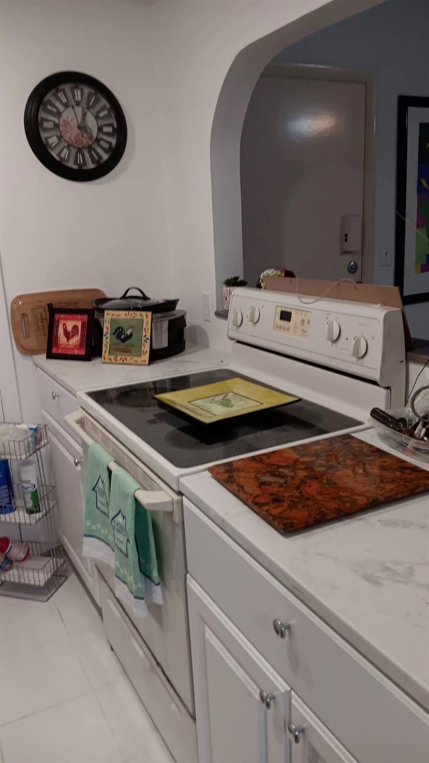 MAR-LEN GARDENS - Residential Lease