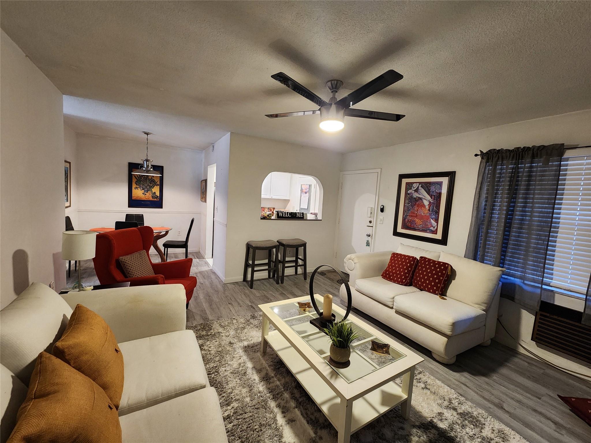 MAR-LEN GARDENS - Residential Lease