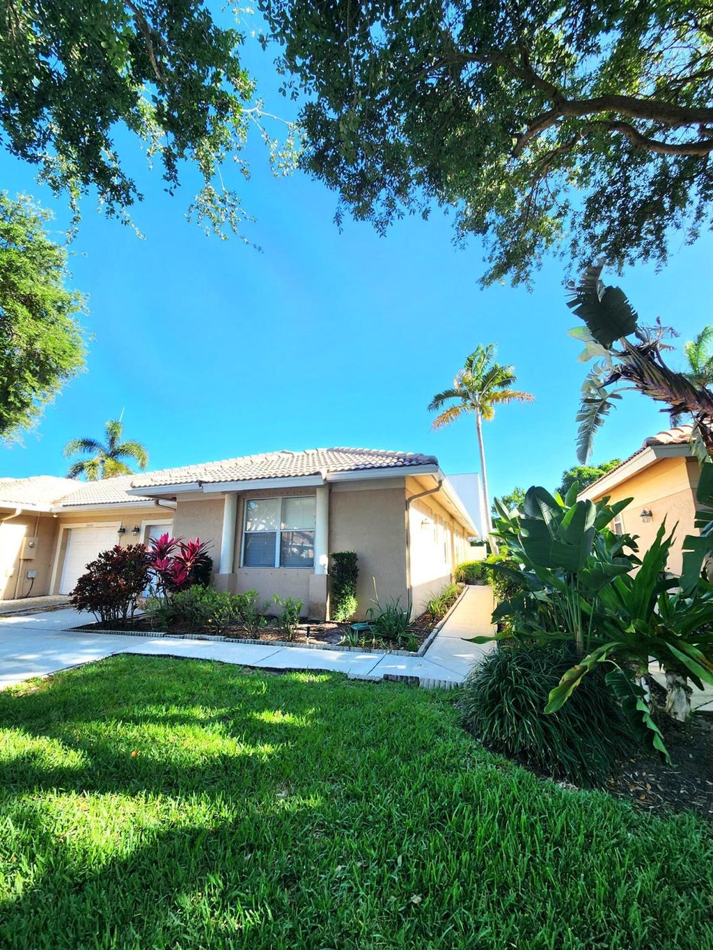 Photo of 2488 Coral Trace Place, Delray Beach, FL 33445 (MLS # R11080913)