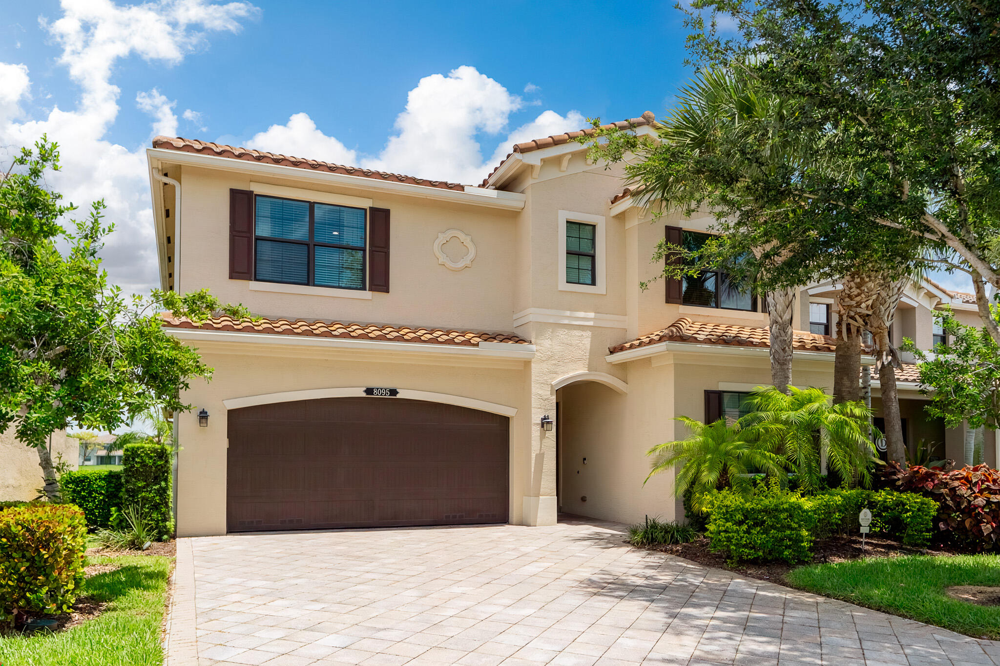 ATLANTIC COMMONS PL 5 - Residential