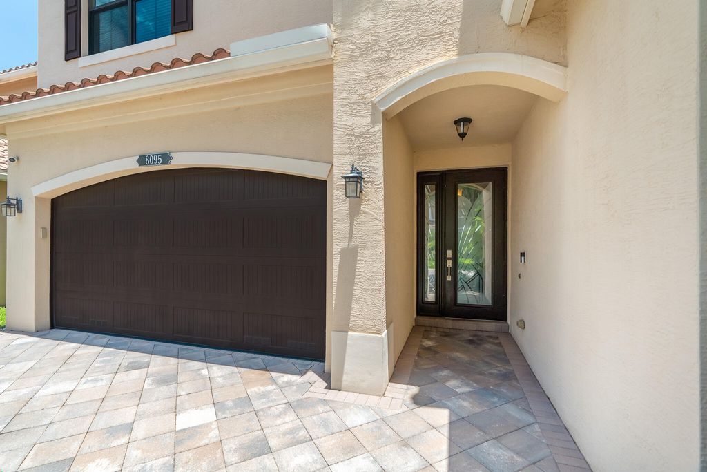 Photo of 8095 Baltic Amber RD, Delray Beach, FL 33446 (MLS # B26032640)
