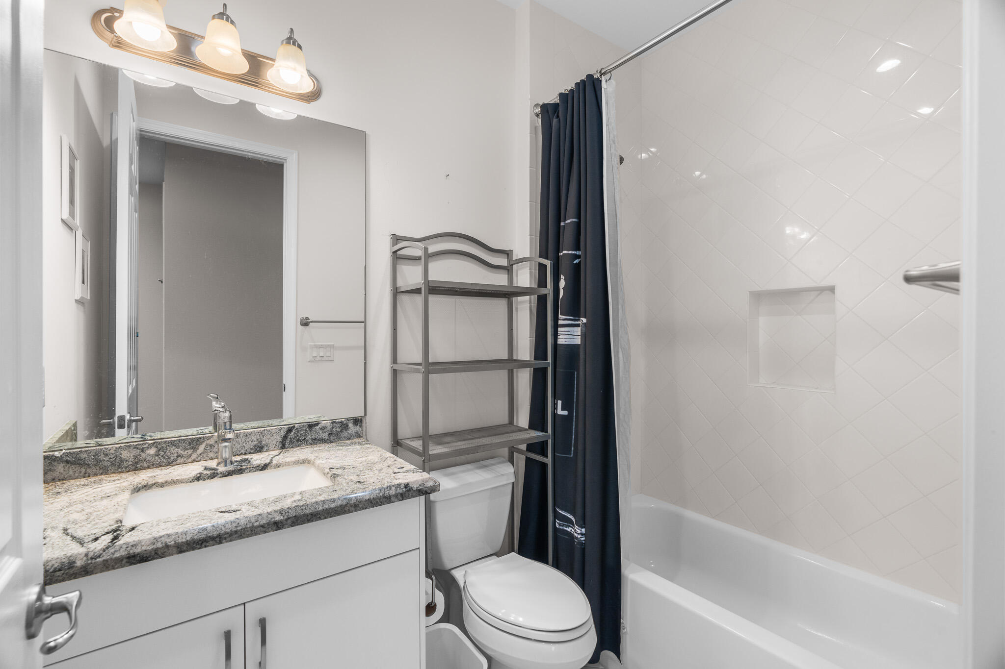 ATLANTIC COMMONS PL 5 - Residential