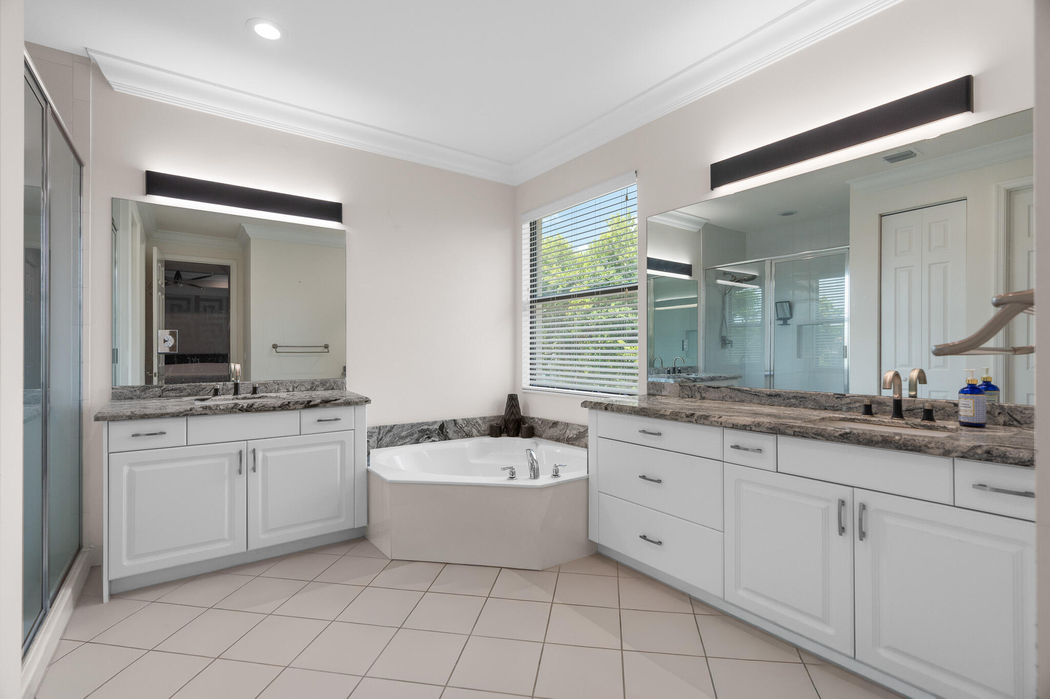 ATLANTIC COMMONS PL 5 - Residential