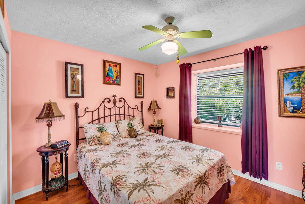 LEILANI HEIGHTS - Residential