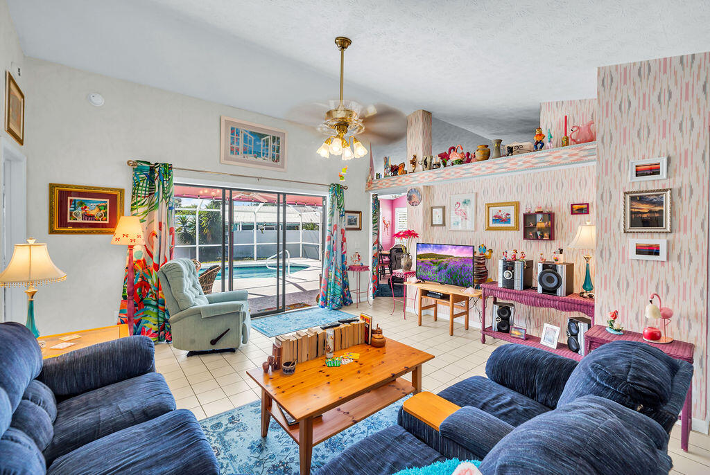 LEILANI HEIGHTS - Residential