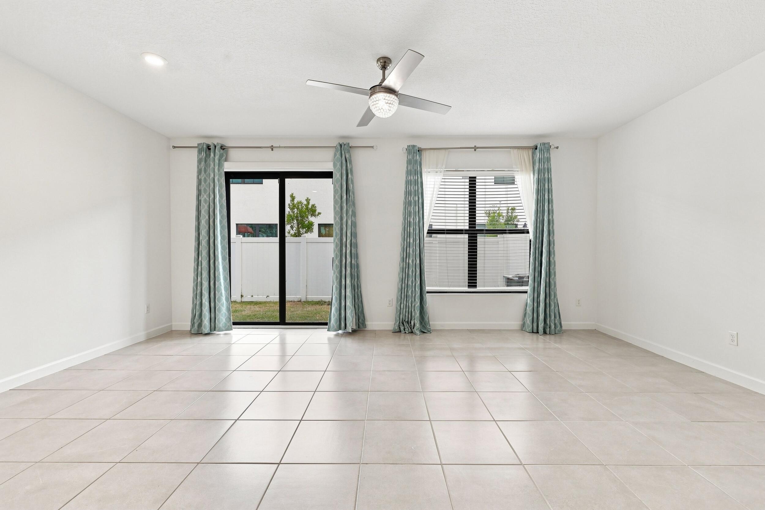 2011 Tamarind Drive