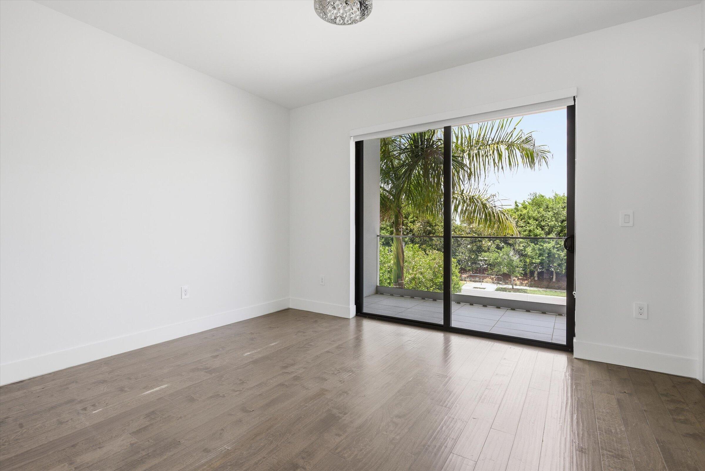 BOTANIKO WESTON ESTATES - Residential