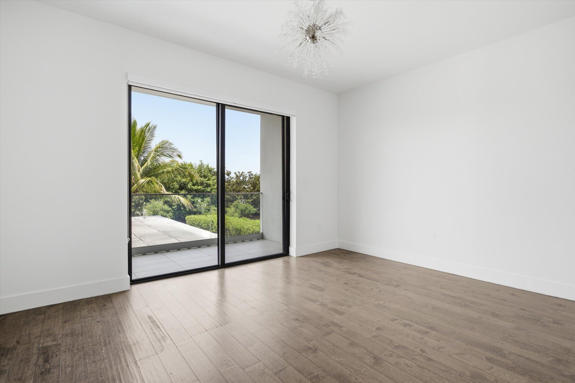 BOTANIKO WESTON ESTATES - Residential