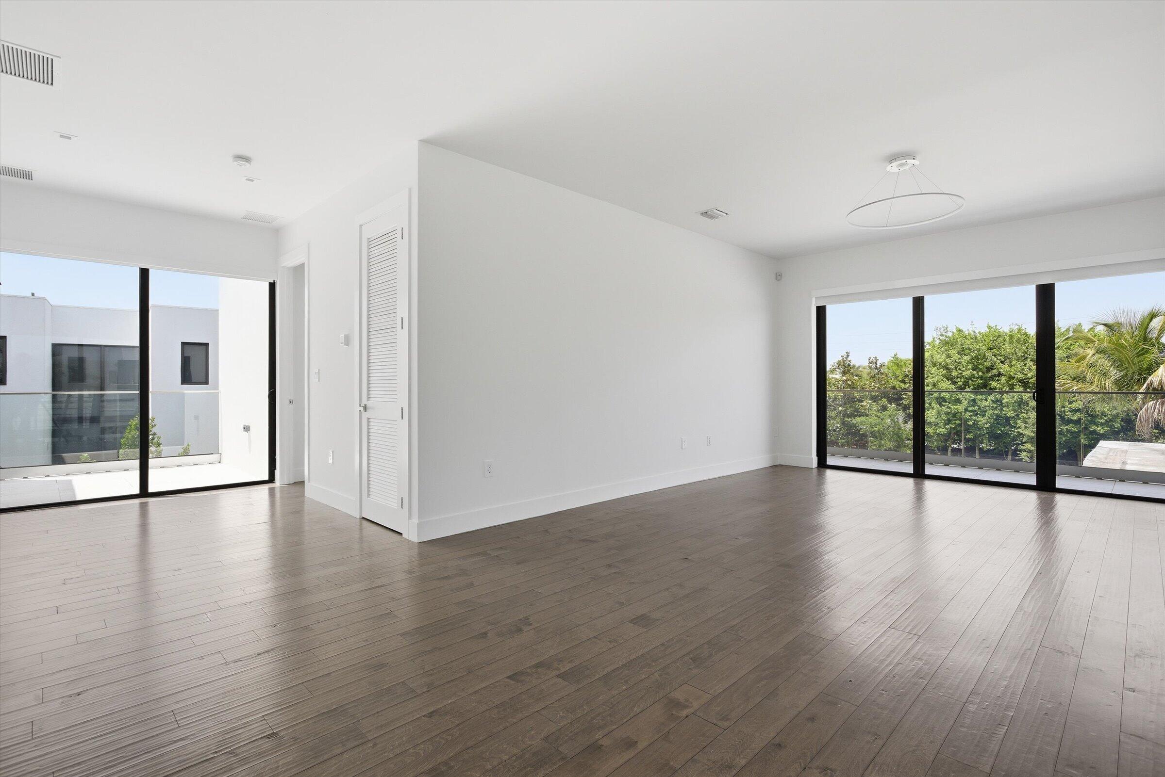BOTANIKO WESTON ESTATES - Residential