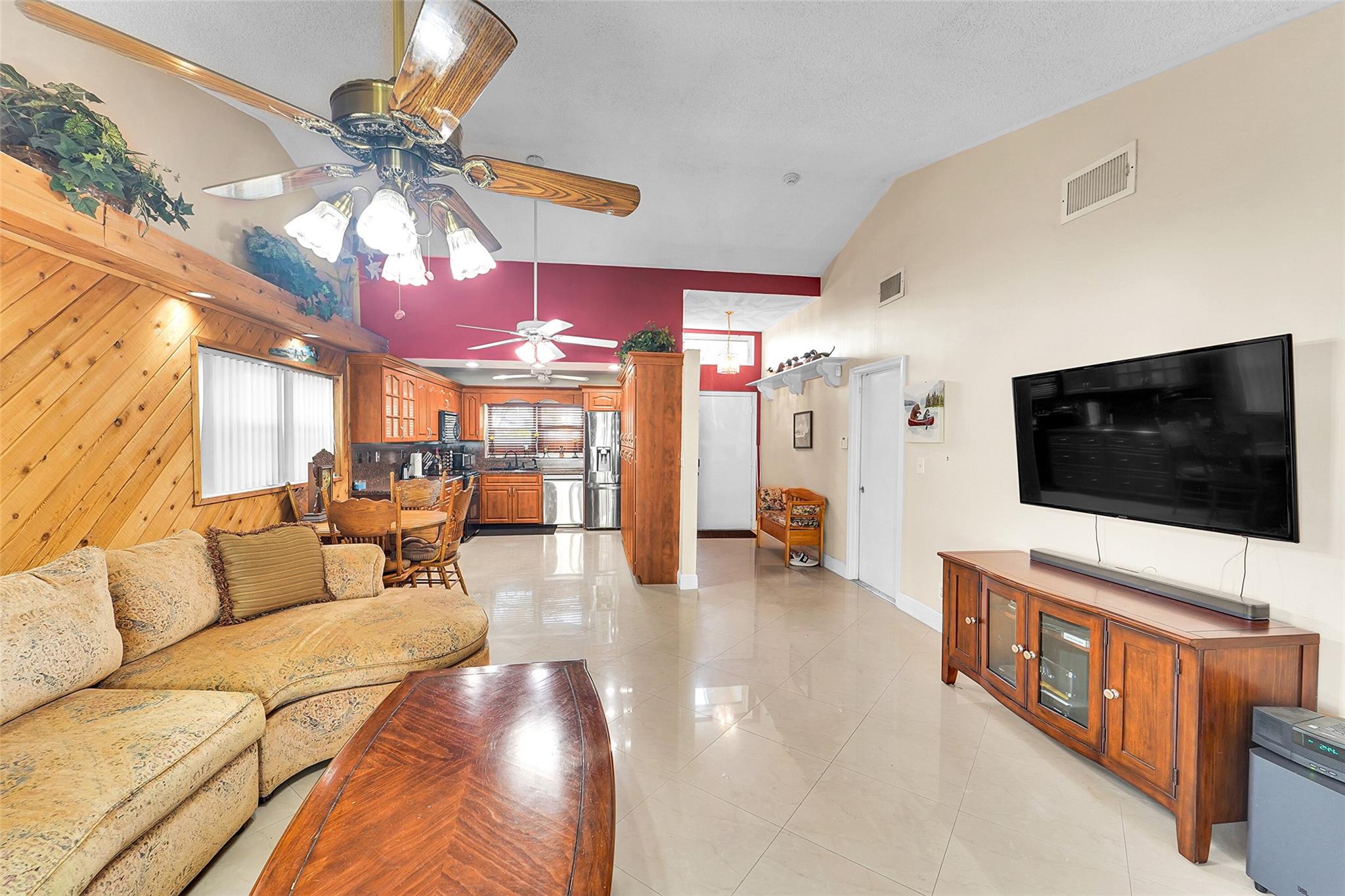 7321 NW 38th Court