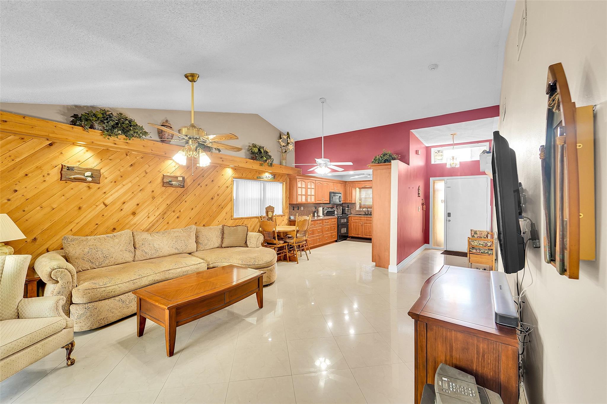 7321 NW 38th Court