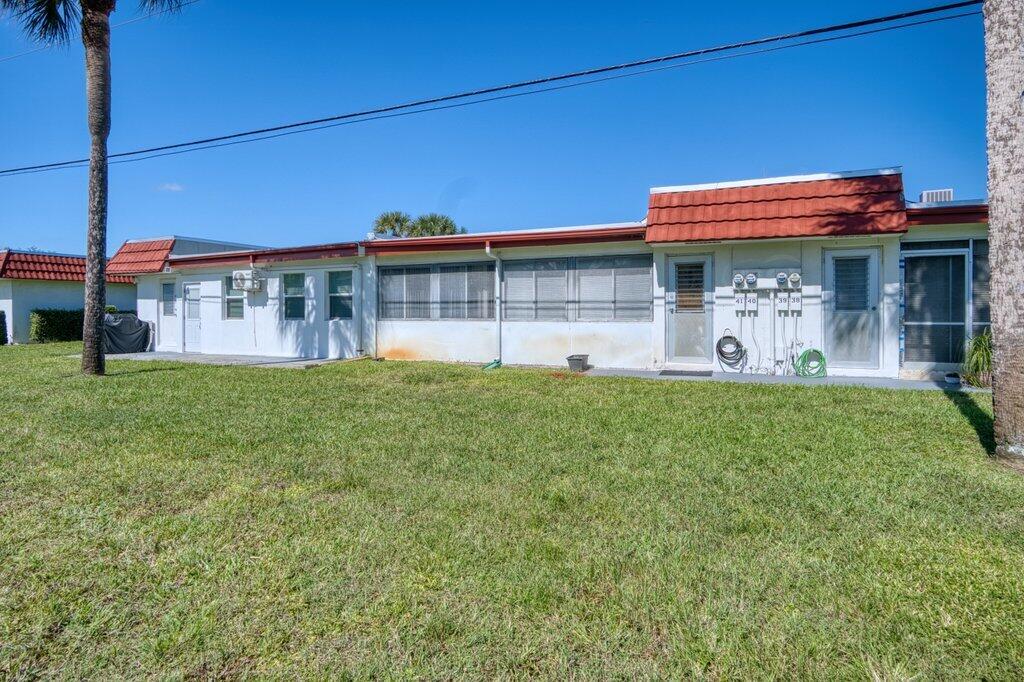 CRESTHAVEN TOWNHOMES COND SEC 4 - Residential