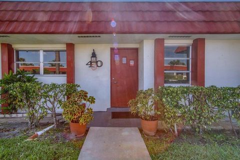 5800 Fernley Drive W 40 West Palm Beach FL 33415