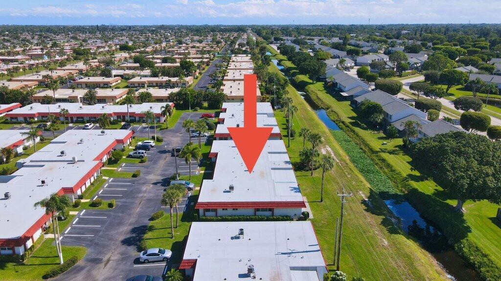 CRESTHAVEN TOWNHOMES COND SEC 4 - Residential