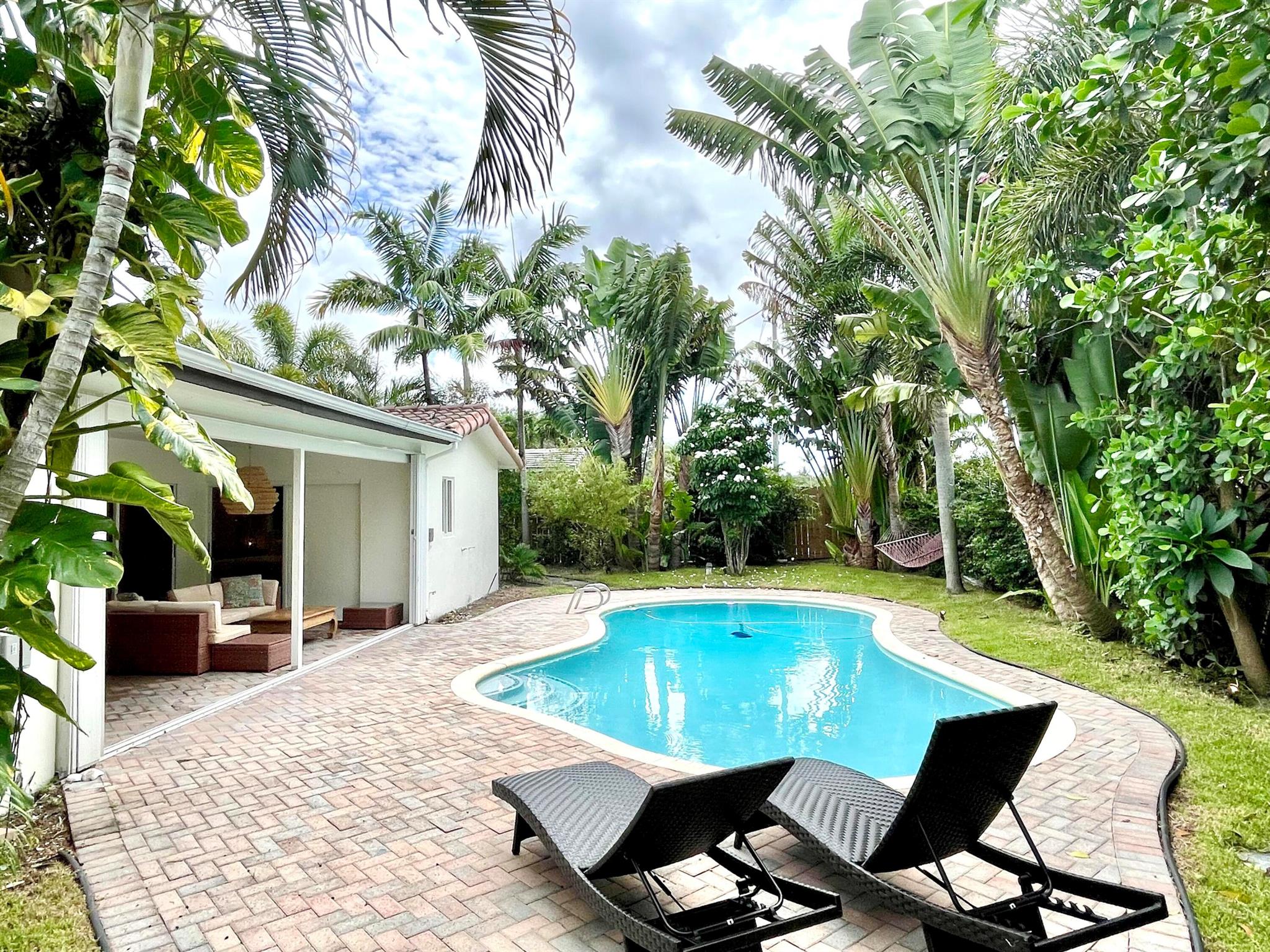 921 NW 7th Street