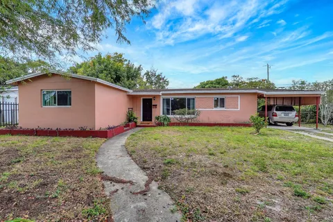1340 NW 181st St, Miami, FL MLS: F10499345