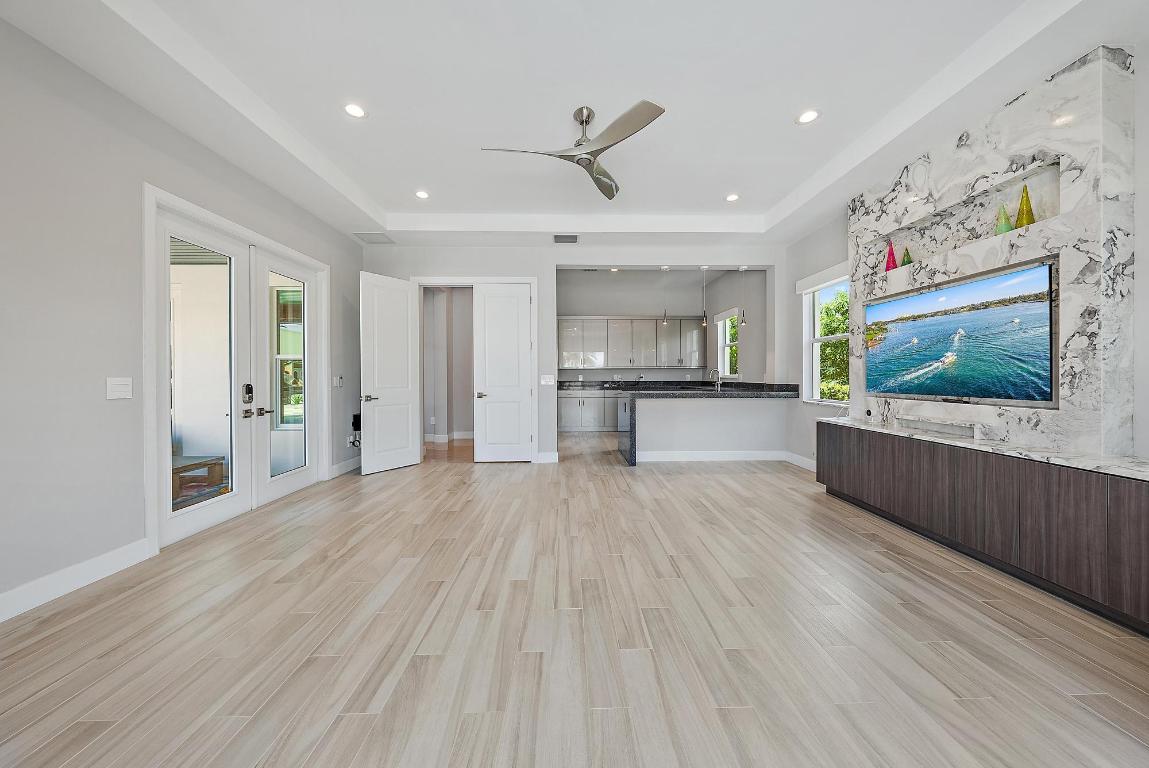 PENNOCK PRESERVE (AKA PRADO) - Residential