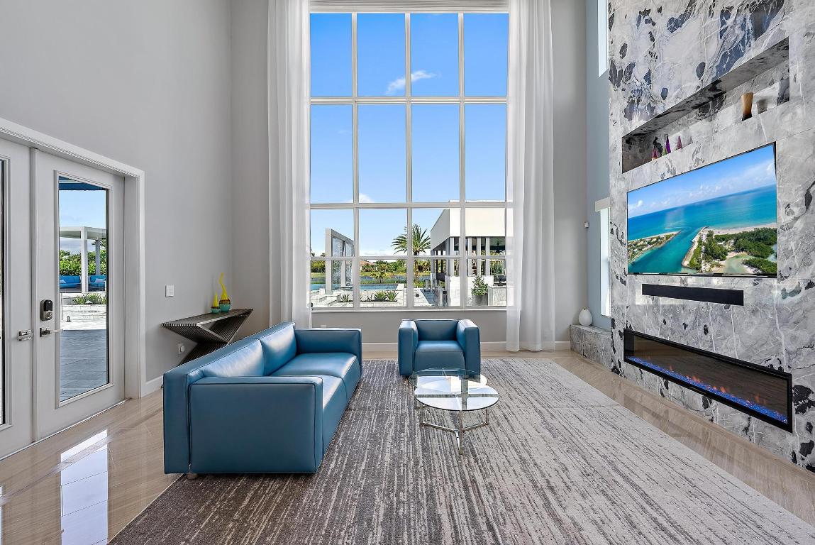 PENNOCK PRESERVE (AKA PRADO) - Residential