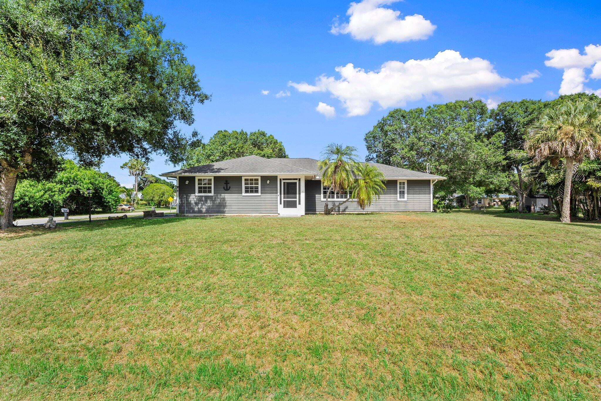 7205 Plumosa Lane
