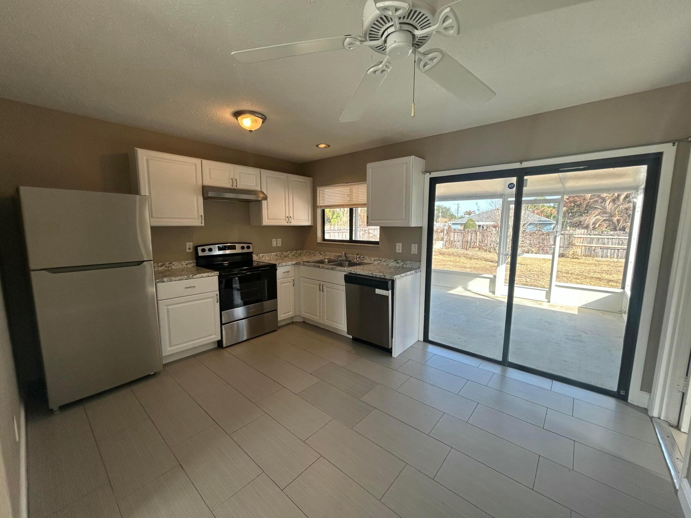 PORT ST LUCIE SECTION 13 - Residential Lease