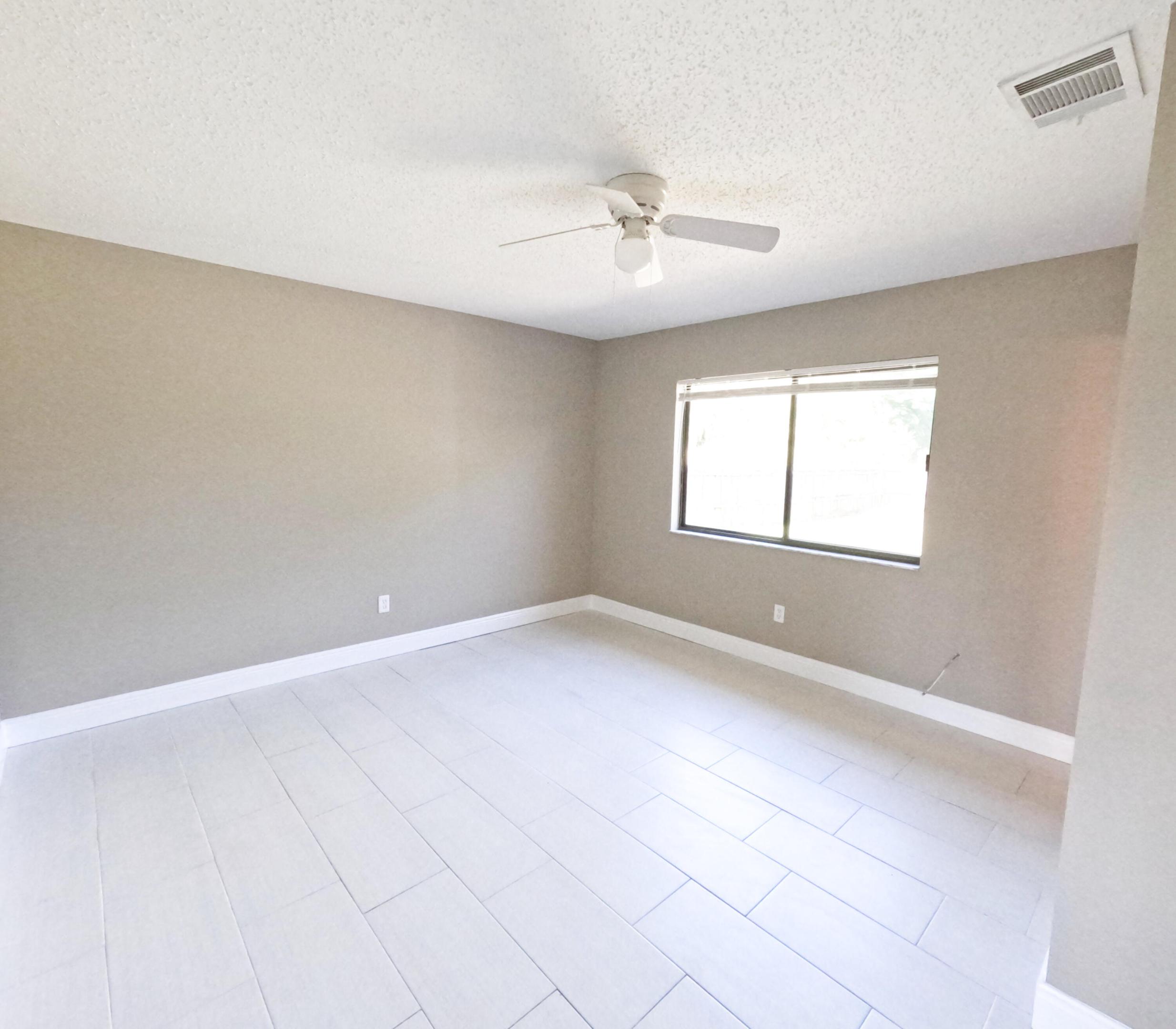 PORT ST LUCIE SECTION 13 - Residential Lease