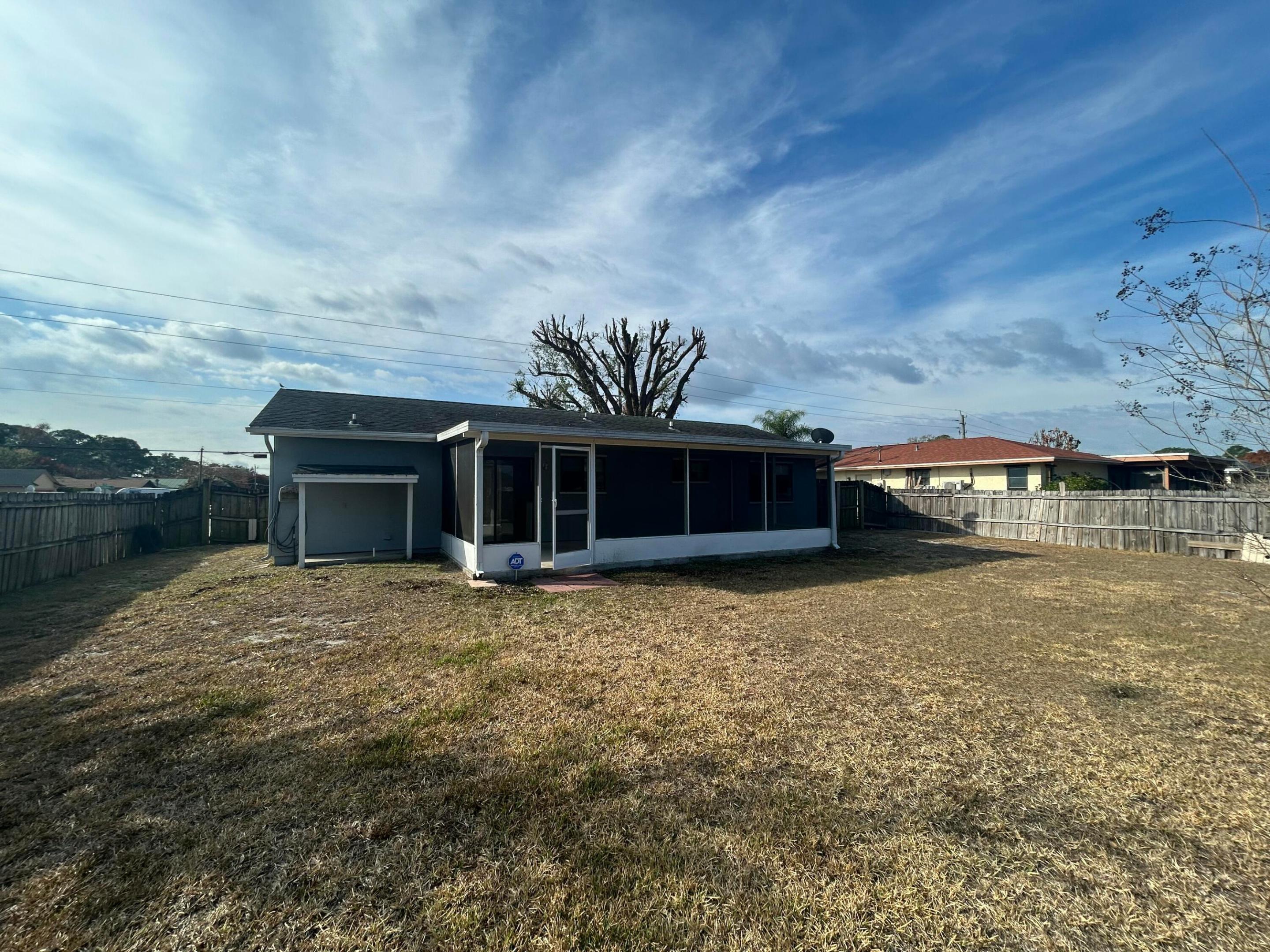 PORT ST LUCIE SECTION 13 - Residential Lease