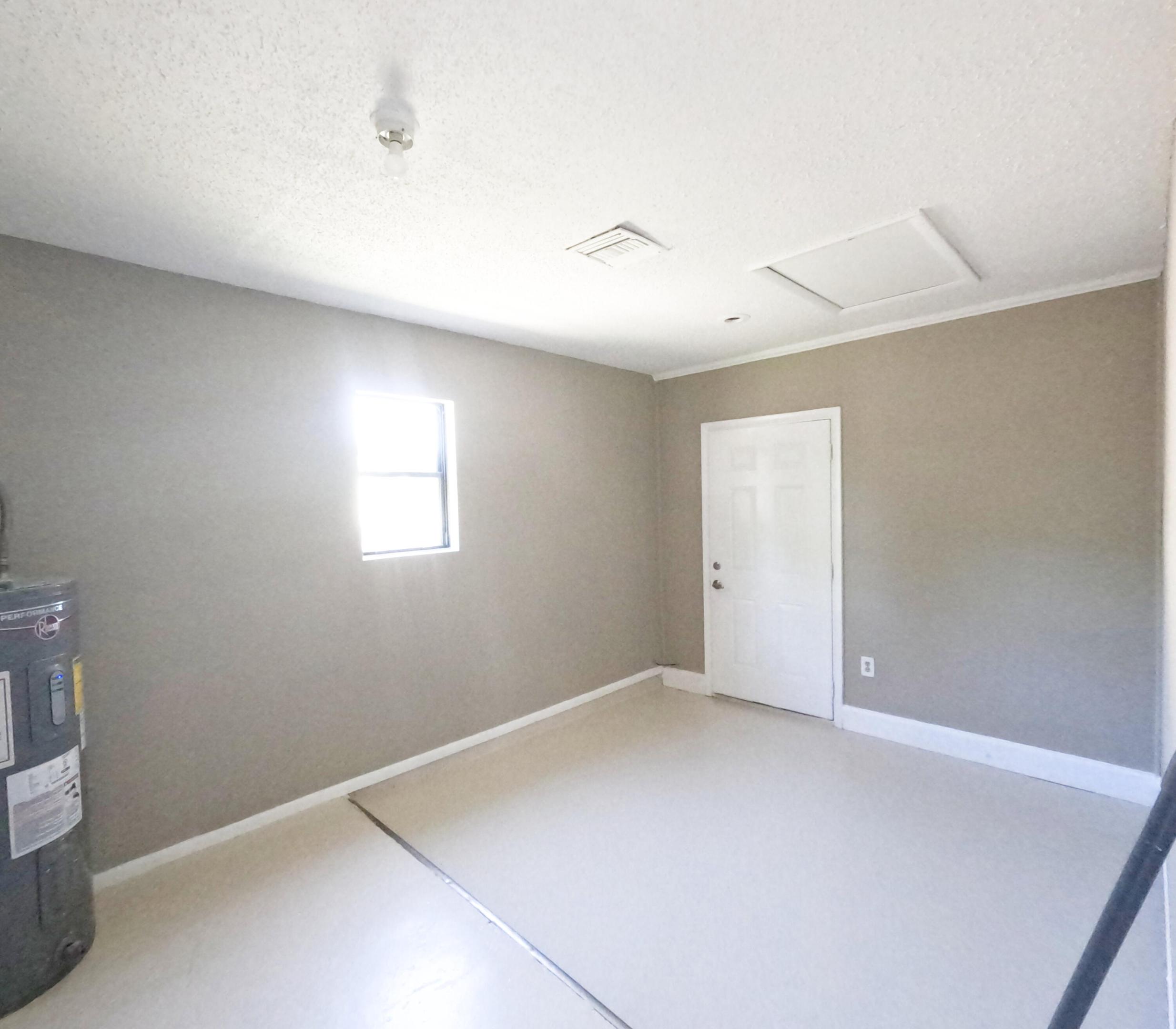 PORT ST LUCIE SECTION 13 - Residential Lease