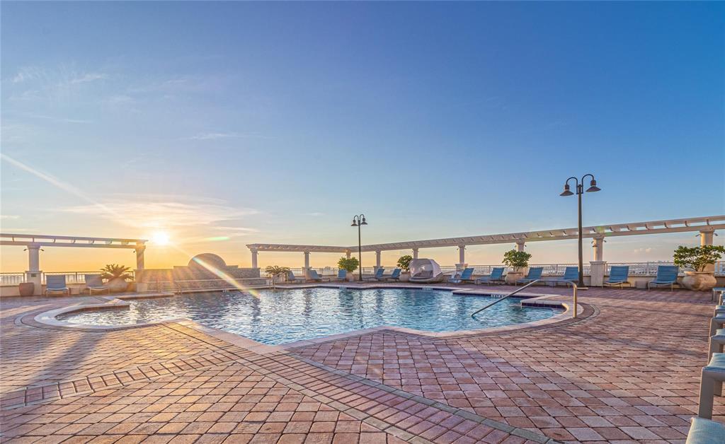 NURIVER LANDING CONDO - Residential