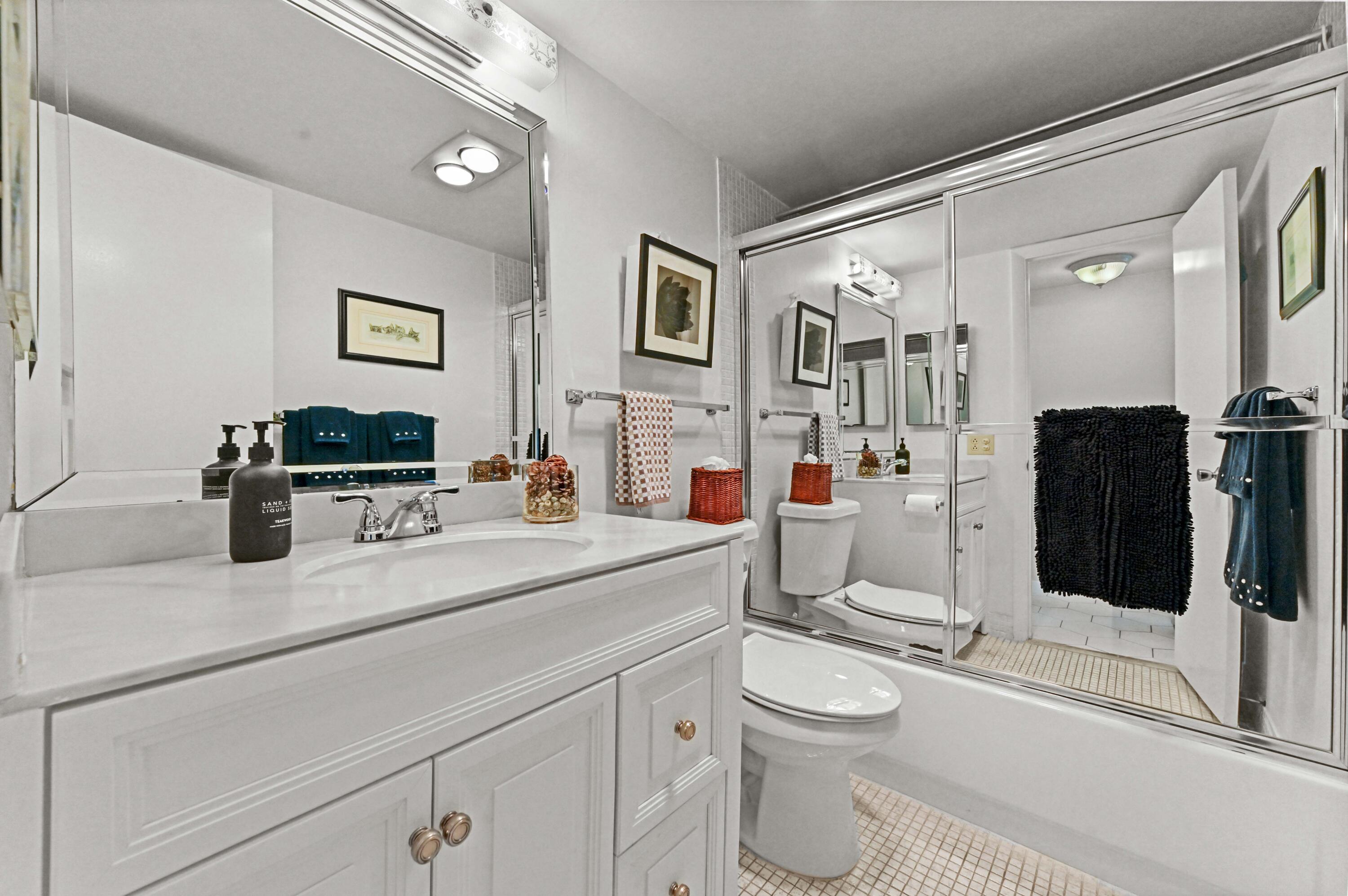 FOUNTAINS OF PALM BEACH CONDO - Residential