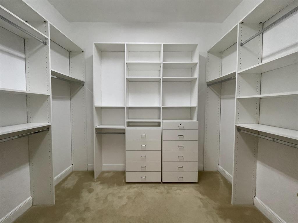 SEA ISLAND - Residential