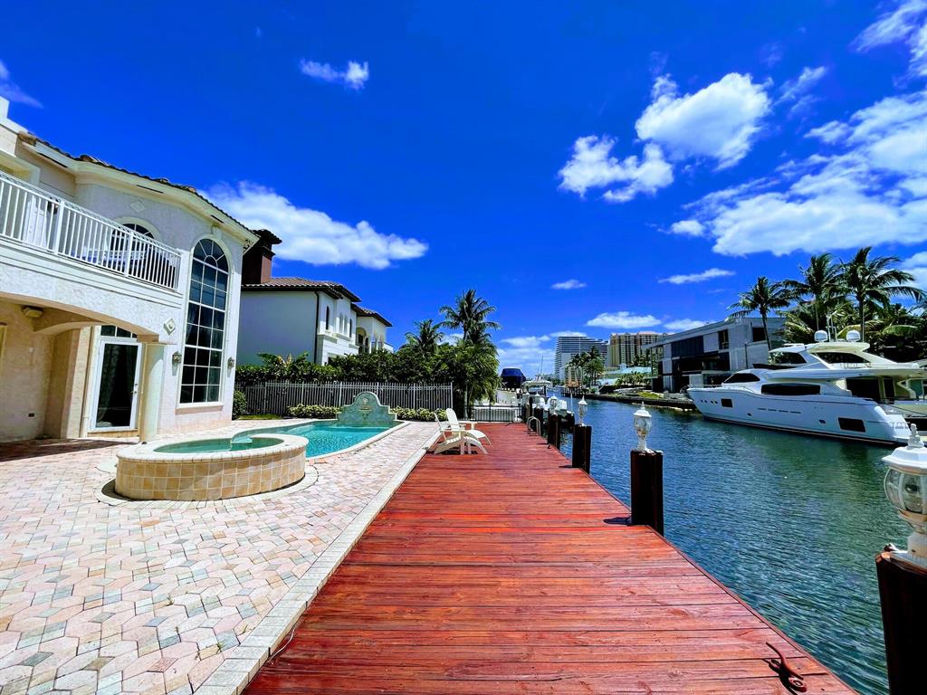 SEA ISLAND - Residential