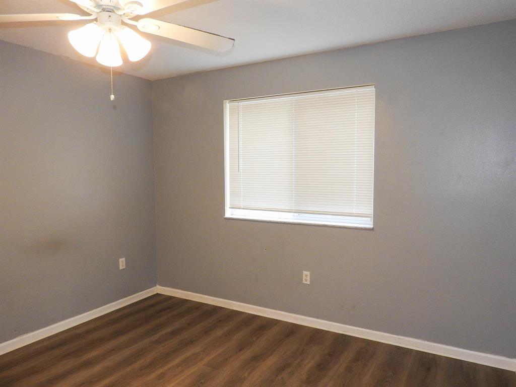 COVE AT BRIAR BAY CONDO - Residential