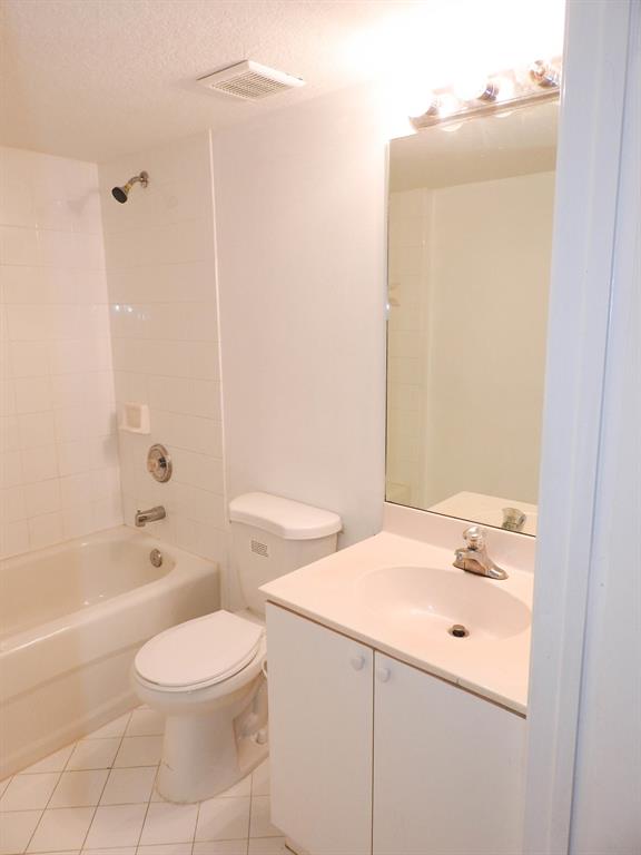 COVE AT BRIAR BAY CONDO - Residential