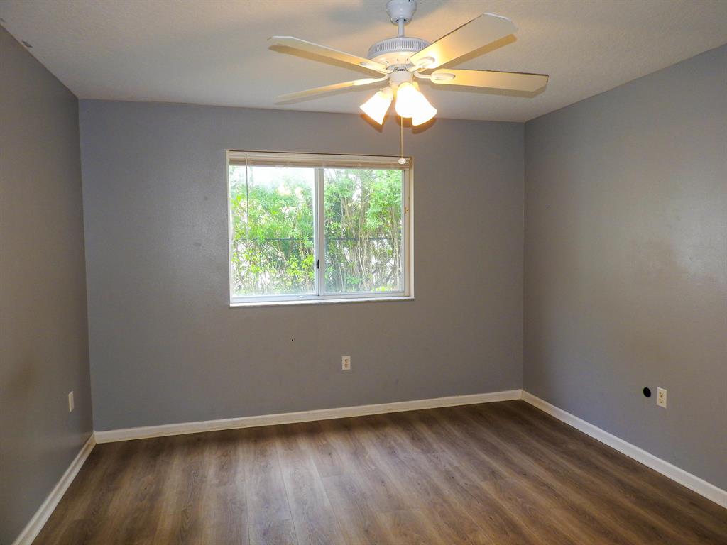 COVE AT BRIAR BAY CONDO - Residential