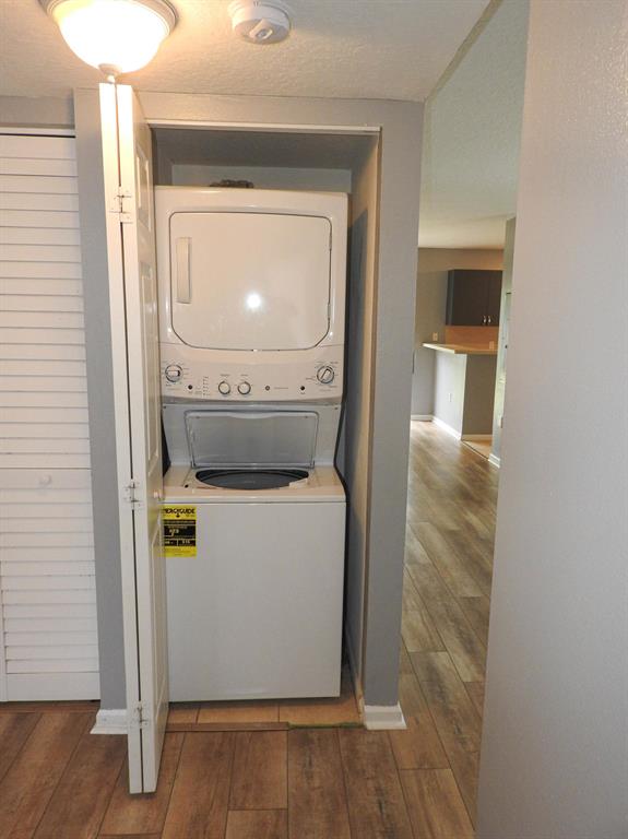 COVE AT BRIAR BAY CONDO - Residential