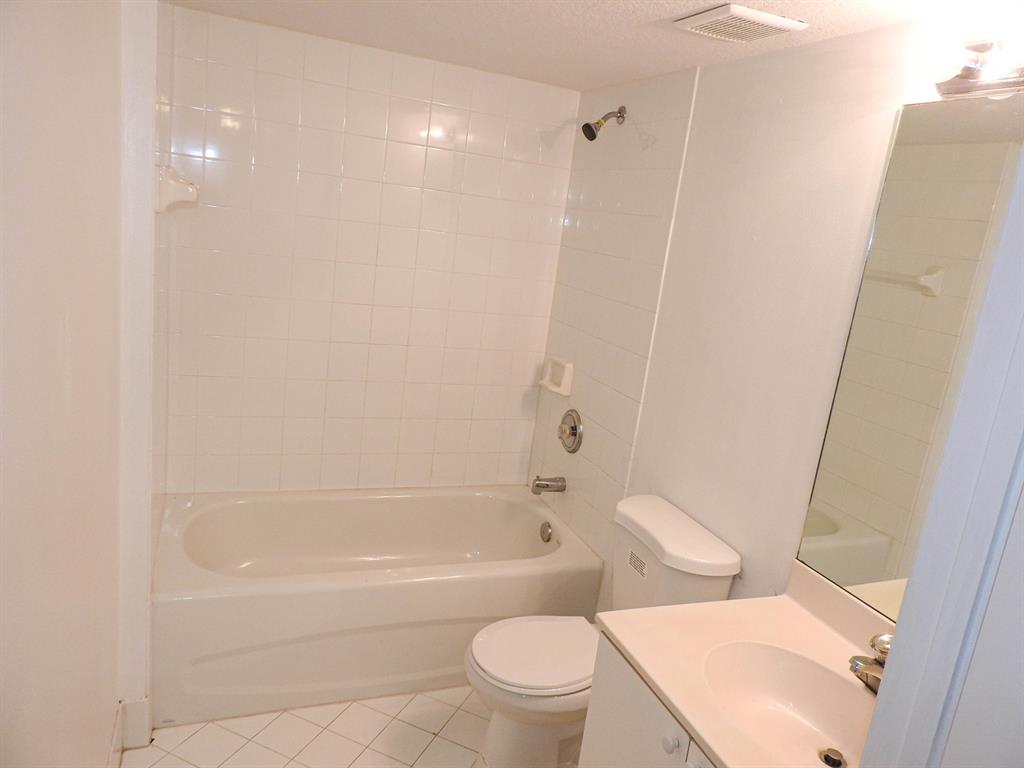 COVE AT BRIAR BAY CONDO - Residential