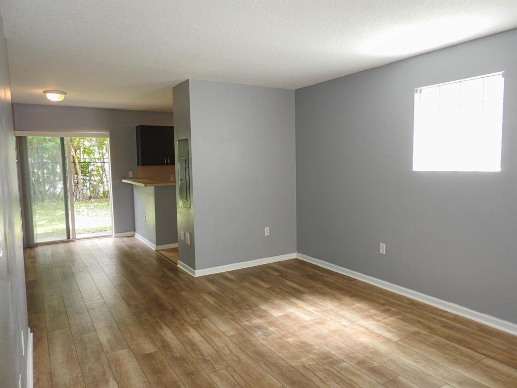 COVE AT BRIAR BAY CONDO - Residential