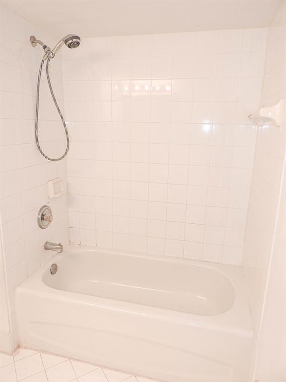 COVE AT BRIAR BAY CONDO - Residential