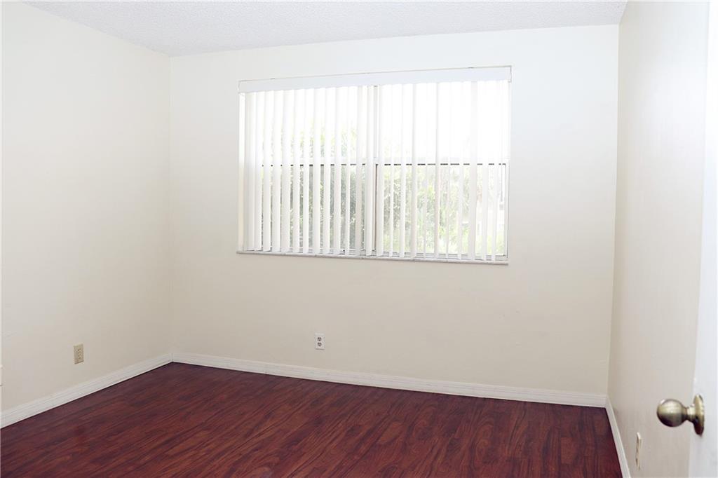 Edgewater Condo - Residential Lease