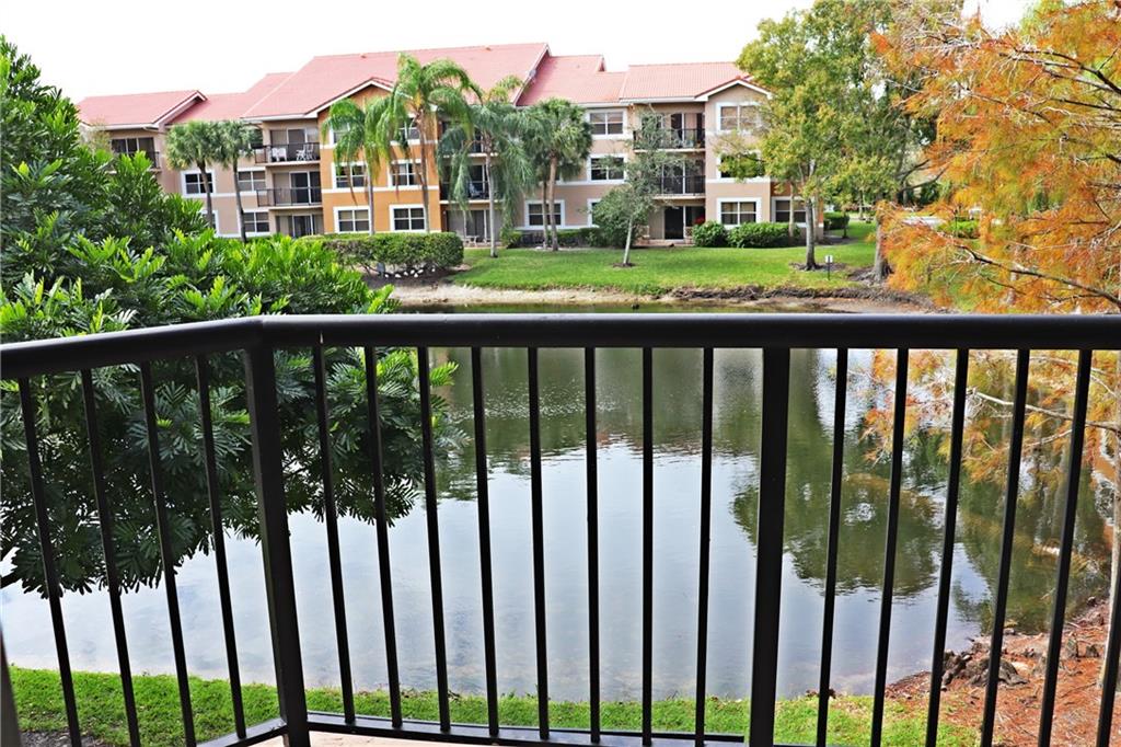 Edgewater Condo - Residential Lease