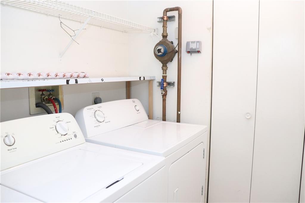 Edgewater Condo - Residential Lease