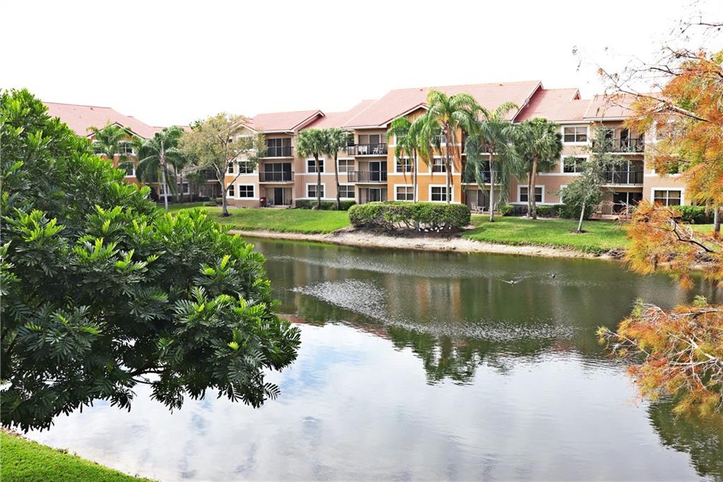 Edgewater Condo - Residential Lease