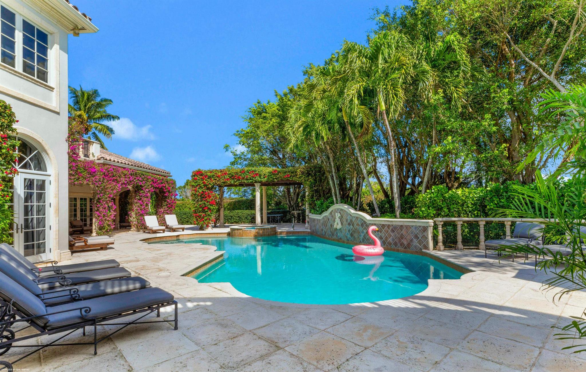 KENSINGTON - Residential