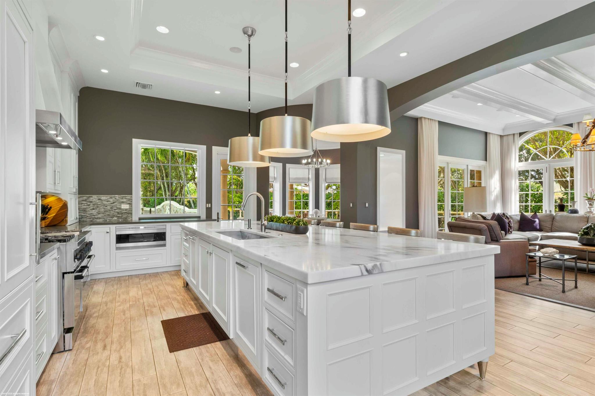 KENSINGTON - Residential