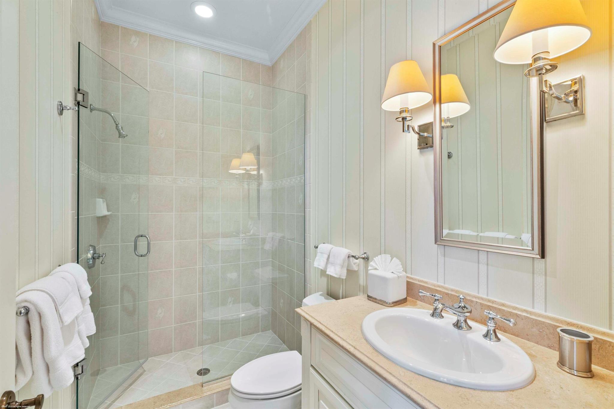 KENSINGTON - Residential