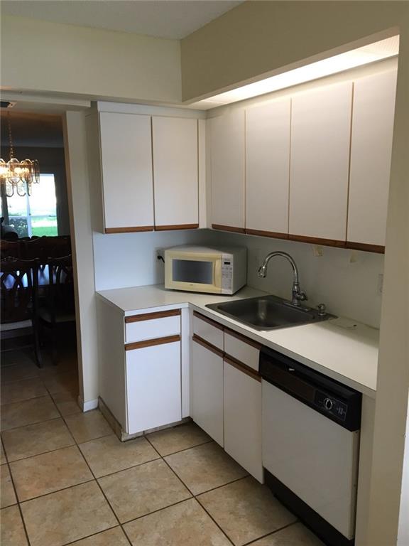 WYNMOOR VILLAGE - Residential