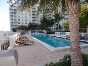 CASA COSTA - Residential Lease