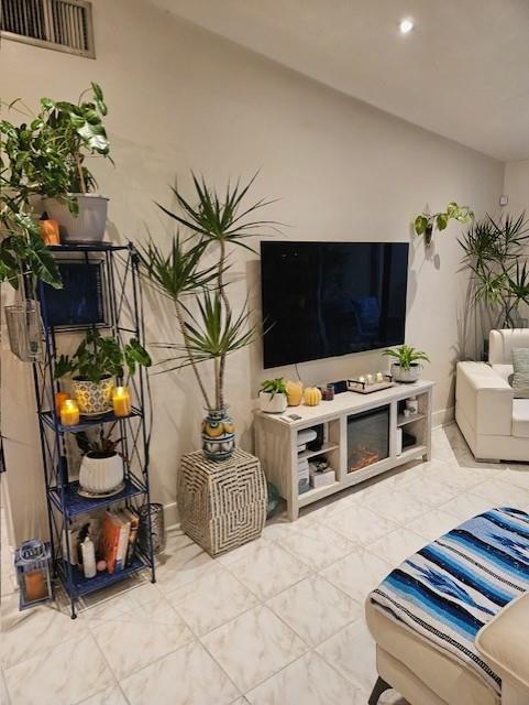 LONGWOOD VILLAGE - Residential