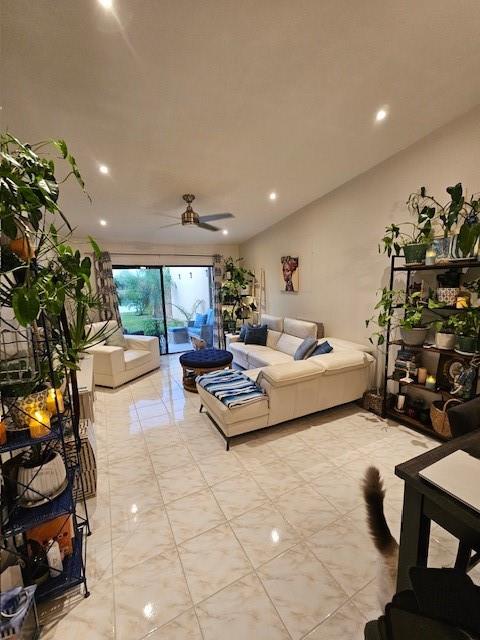 LONGWOOD VILLAGE - Residential