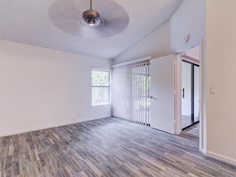 Collinwood Heights PL4 - Residential